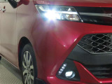 高輝度で点灯速度が速く、しかも消費電力の少ないLEDヘッドライトが装備されています!LEDの明るい光が走行中の視界の確保をサポートして、夜のドライブがより楽しく安全に運転できます♪