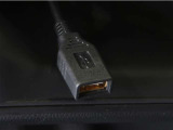 USB接続により外部オーディオと連携する事が出来、車内で音楽を楽しむ事が出来ます。