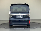 現車を確認できる方へ販売いたします。当社サービススタッフにて純正部品を使い点検整備を実施し、その後、ご納車させていただきますのでご安心してご利用いただけます。