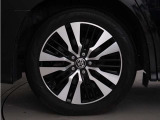 お客様のお好みの新品18インチ、19インチ、20インチホイール装着可能!ダウンサスなどローダウンも取付可能です!ヴァルドやワークなどのメーカー品も取り寄せ可能です!