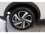 純正アルミホイール【タイヤサイズ195/60R17】