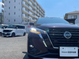 ☆ 【LEDヘッドライト】 悪天候や夜間走行時も良好な視界を確保し安心して運転できる高輝度LEDヘッドライトを装備!点灯速度が早く、消費電力も抑えられています ☆