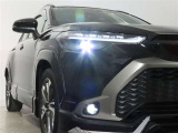 高輝度で点灯速度が速く、しかも消費電力の少ないLEDヘッドライトが装備されています!LEDの明るい光が走行中の視界の確保をサポートして、夜のドライブがより楽しく安全に運転できます♪
