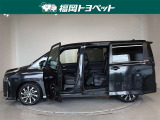 両側パワースライドドア付きだから、狭い駐車スペースなどでの 乗り降りラクラク!小さなお子さまのいるご家庭には嬉しい装備。