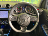 【純正革巻きステアリング】上質な革を使用することで、手にしっかり馴染みとても運転しやすいハンドルです♪
