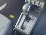 【 シフト 】スムーズなシフトチェンジで快適にお車を操縦していただけます!//