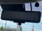 スマートルームミラー付ですのでお荷物が乗っていても後方確認が出来ます。