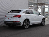 SQ5スポーツバック 3.0 4WD