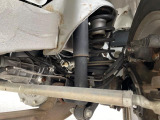 お車を安心してお乗りいただく為には、足回りの定期点検が欠かせません。サービスサポート(有償保証)では無料点検もご提供しており、安心のカーライフをお過ごしいただけるサポート体制が整っています。