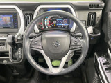 【純正革巻きステアリング】上質な革を使用することで、手にしっかり馴染みとても運転しやすいハンドルです♪