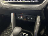 運転席、助手席にはシートヒーターが付いています。最近の冬場は例年よりも寒くなっています。。。シートヒーターがあるとないとじゃ大違い!ぜひお試しあれ!