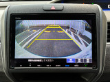 バックでの駐車が苦手な方や運転にあまり自信のない方でも後方の視界をしっかりサポート。安心して車庫入れが出来るバックカメラを装備しています!