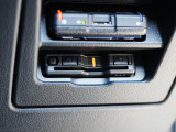 ETC車載器搭載です。スマートICも増えてきており、必須装備といって良い便利装備です。