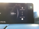 Apple Carplay・Android Auto対応!マツダ コネクト(コマンダーコントロール)でスマートフォンを操作して、通話、音楽を聴いたり、マップで目的地を調べることができます。