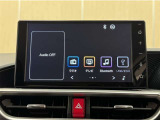 ディスプレイオーディオを装備。スマホと車をつなぐことで、これまでのナビに加えていろんなサービスが楽しめます。