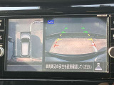 アラウンドビューモニター装備!空から見ているような映像によって不慣れな場所での車庫入れや縦列駐車等はもちろん狭い道でのすれ違いも安心♪