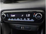 快適ドライブのオートエアコン装備です!