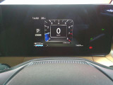 車両状況などを表示するアドバンスドドライブアシストディスプレイ。様々な機能を表示できます。