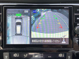 アラウンドビューモニター装備!空から見ているような映像によって不慣れな場所での車庫入れや縦列駐車等はもちろん狭い道でのすれ違いも安心♪