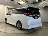 「中古車ハイブリッド保証」ハイブリッド機構を無償で保証します。保証期間は、初度登録年月から10年、またはロングラン保証が終了後3年間。ただし累計走行距離が20万km以内です。