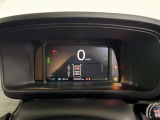 お車の情報を正確に読み取れる7インチ液晶メーターを装備しており、視覚で走りを体感できます。