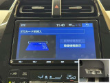 ナビ連動ETC付きです。高速道路料金所での小銭の出し入れや雨天時における窓の開け閉めなどの煩わしさが解消できます。料金所の通過もスムーズで快適ですよ。☆使用履歴表示や音声案内もしてくれます☆
