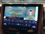 【パノラミックビューモニター】専用のカメラにより、上から見下ろしたような視点で360度クルマの周囲を確認することができます☆死角部分も確認しやすく、狭い場所での切り返しや駐車もスムーズに行えます。