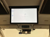 お子様に人気の後席モニター搭載!DVDやテレビ鑑賞して楽しもう!