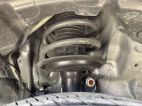 お車を安心してお乗りいただく為には、足回りの定期点検が欠かせません。サービスサポート(有償保証)では無料点検もご提供しており、安心のカーライフをお過ごしいただけるサポート体制が整っています。