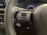 ステアリング左手側はオーディオ関連の操作スイッチです。視線を逸らすことなく運転に集中できます
