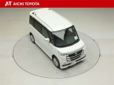 両側パワースライドドア付きだから、狭い駐車スペースなどでの乗り降りラクラク♪小さなお子さまのいるご家庭には嬉しい装備です。