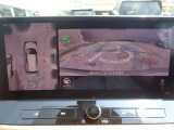 上空から見下ろしているかのような映像を映し出して周囲を確認し、スム-スな駐車をアシスト。MOD(移動物 検知)機能付インテリジェント アラウンドビュ-モニタ-。お問い合わせは03-5672-1023へ