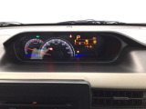 車が大好きなスタッフが心をこめて接客いたします。お客様一人一人のお車に対する思いや気持ちをうかがい、充実した時間が過ごせるよう努めます。