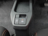 その他にお車ご購入に関して、気になる点やご不明な点がございましたら、『見積依頼』ボタン、もしくは無料ダイヤルより各店舗へお問合せください。