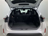 広々としたラゲージスペースを備えています。大きなものや長さのある荷物もしっかりと積み込めます。