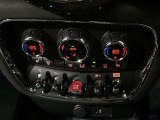 ◆LIBERALAは、輸入車選びの新たなスタイルを提案するインポート・セレクト・ブランドです。オーナー様となる方がクルマから直接感じる感性を第一にした、最良の一台との出会いをコーディネートいたします。