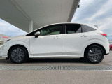 ドアバイザー付の車両です