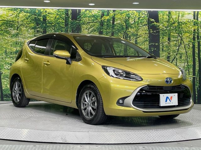 トヨタ アクア 1.5 Z の中古車詳細 (17,156km, ブラスゴールド