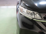 LEDヘッドライトは、点灯の瞬間から光量を発揮し、突然暗くなるトンネルなどでの安定感を高めます。