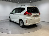ご納車までの期間ですが、県内のお客様は1、2週間、県外のお客様は2、3週間ほどでご納車が可能となります。但し、書類の状況によっては多少の前後もありますので、その際には何卒ご了承下さい。