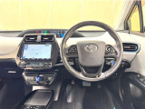 運転しやすいインパネ周りです。見やすいレイアウトで快適なドライブをサポートします☆☆