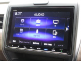 ナビゲーションは純正9インチメモリーナビ(VXM-217VFNi)を装着しております。AM、FM、CD、DVD再生、Bluetooth、音楽録音再生、フルセグTVがご使用いただけます。