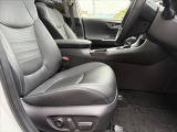皆様のお車選びのお手伝いをさせてください★経験豊富なスタッフ一同、お問合せ・ご来店心よりお待ちしております。初めてのご相談も大歓迎でございます★