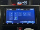 Bluetooth対応、CD/DVD再生機能付き。お好きな音楽を聴きながらのドライブは楽しいですよね〜♪
