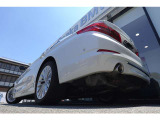 ドイツ本社と同様の教育を受けたBMW専門のメカニックが、100項目にも上るポイントを徹底的にチェック致します。その保証料が車両本体価格に含まれております。0078-6002-582225 BPS姫里へ