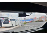 「ディーラーは高い!」というイメージをお持ちですか?当店は、自動車税などの税金からなる「法定費用」などの諸経費を含めた総額表示にてお車をご紹介しております。