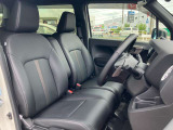 使用感のないきれいな運転席シートです!