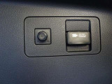 【電源コンセント】AC100V/1500W又はAC100V/100W非常時に大変役立ちます。