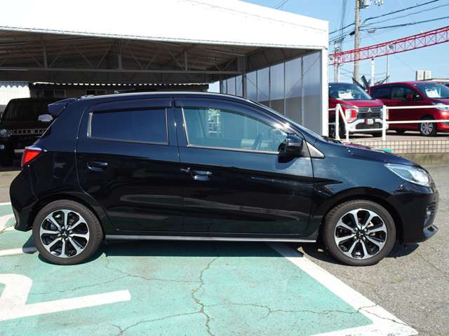 三菱 ミラージュ 1.2 G の中古車詳細 (27,000km, ブラックマイカ, 兵庫