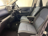 【車内ルームクリーニング済】専門スタッフにより車内はきれいにルームクリーニングを行っております。